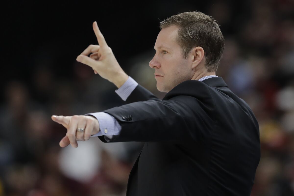 Nebraska's Fred Hoiberg diagnosed with cold after leaving game - Los  Angeles Times