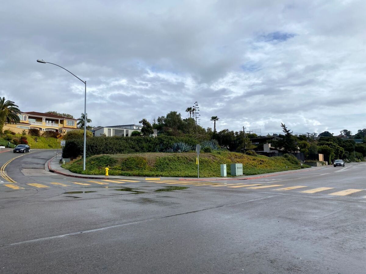 The San Diego Planning Commission voted to vacate this parcel on the southeast corner of West Muirlands Drive and Fay Avenue.