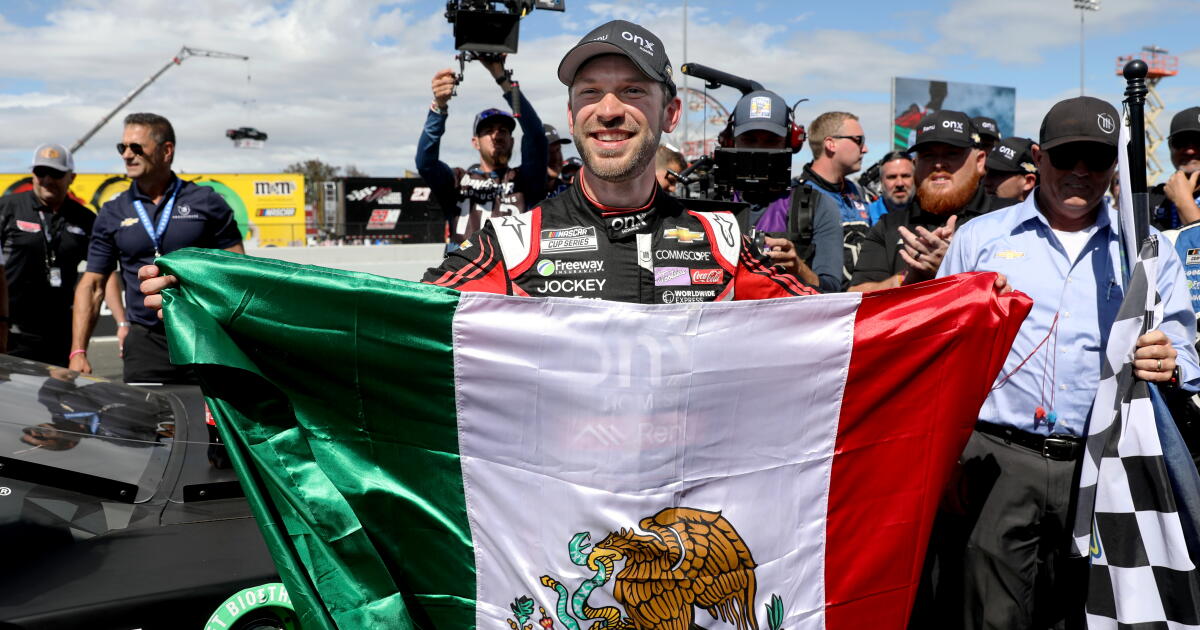 Juarez Racing Nascar Daniel Suarez becomes first Mexican to win a NASCAR Cup race - Los ...
