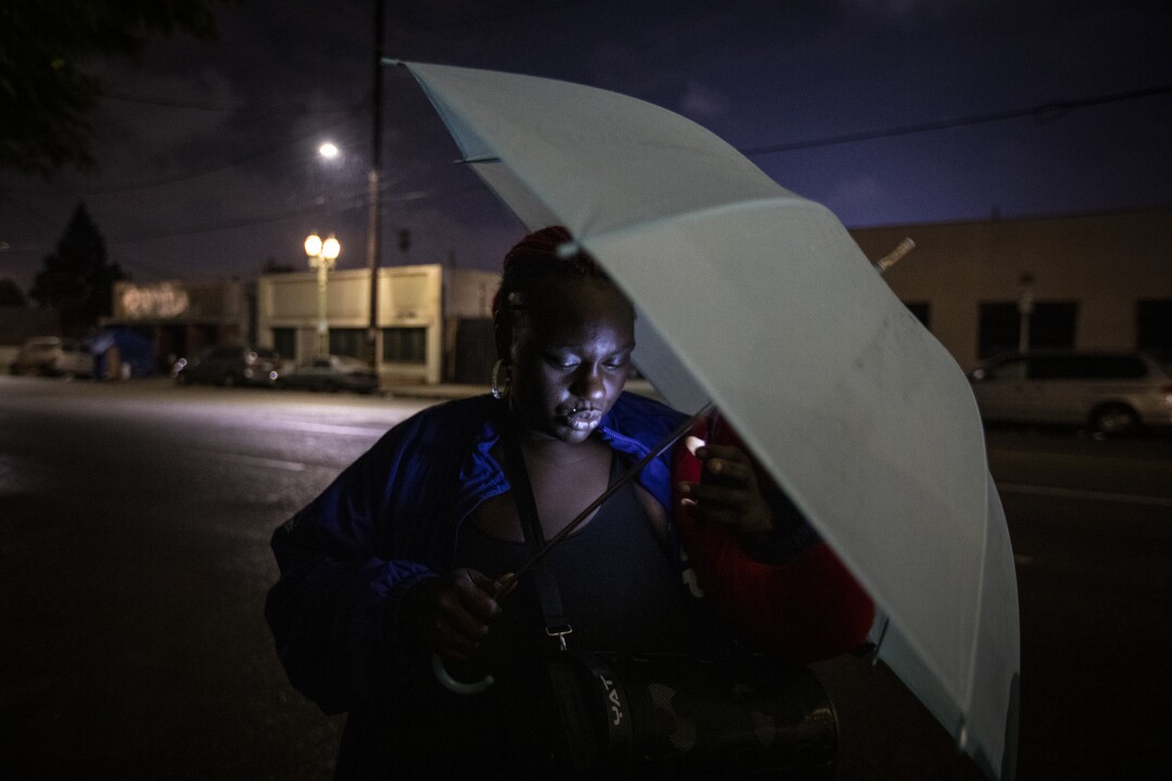 Los Angeles Homeless Pair Gave Up Housing Back On Streets Why