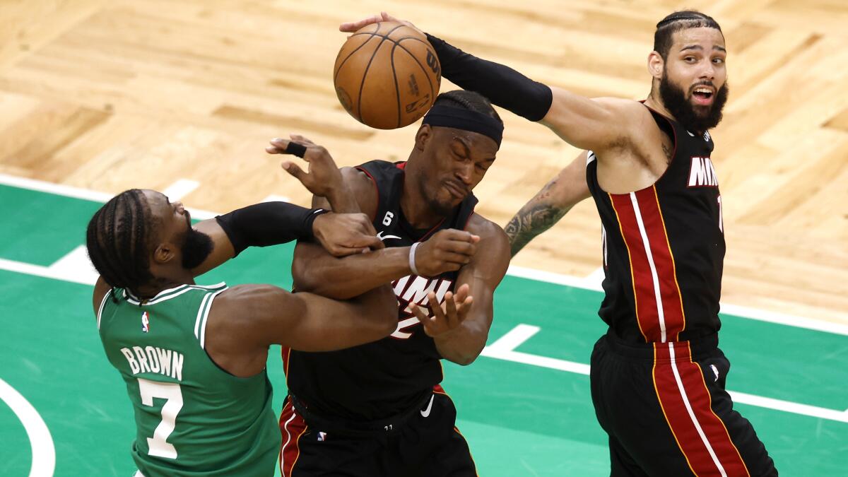 NBA playoffs: Celtics fall apart in Game 7, lose 103-84 to Miami Heat