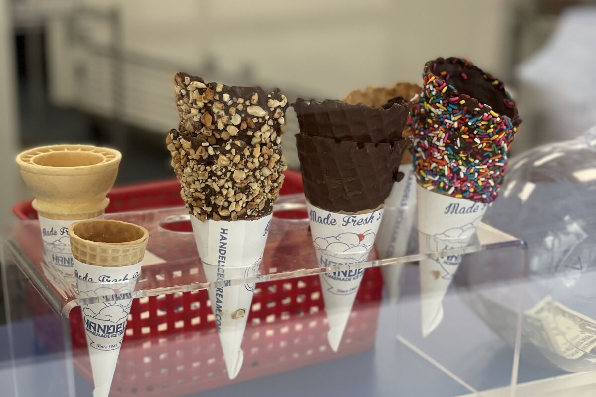 A variety of cones from Handel's.