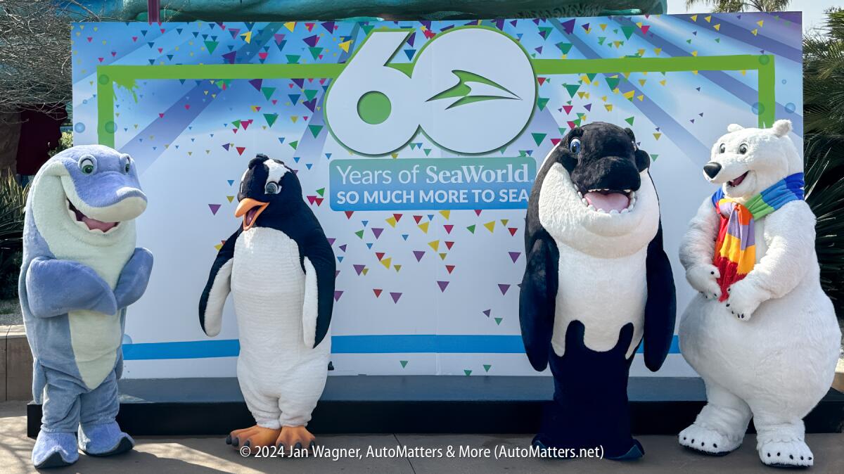AutoMatters & More: Happy 60th Anniversary SeaWorld San Diego! - Del ...