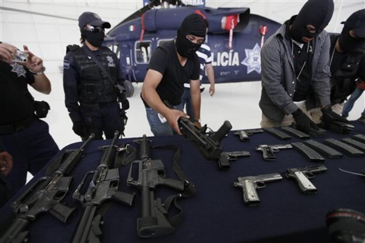 mexicans cartels with guns