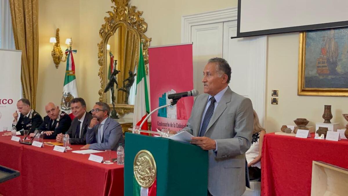 Acto de restitución de bienes culturales en el centenario diplomático de México e Italia.
