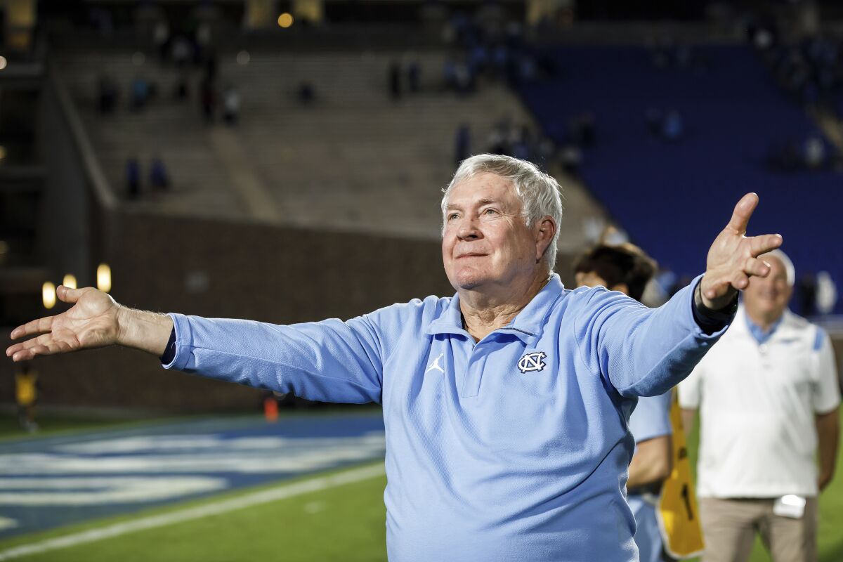 Holiday Bowl notebook: North Carolina coach Mack Brown - The San Diego  Union-Tribune