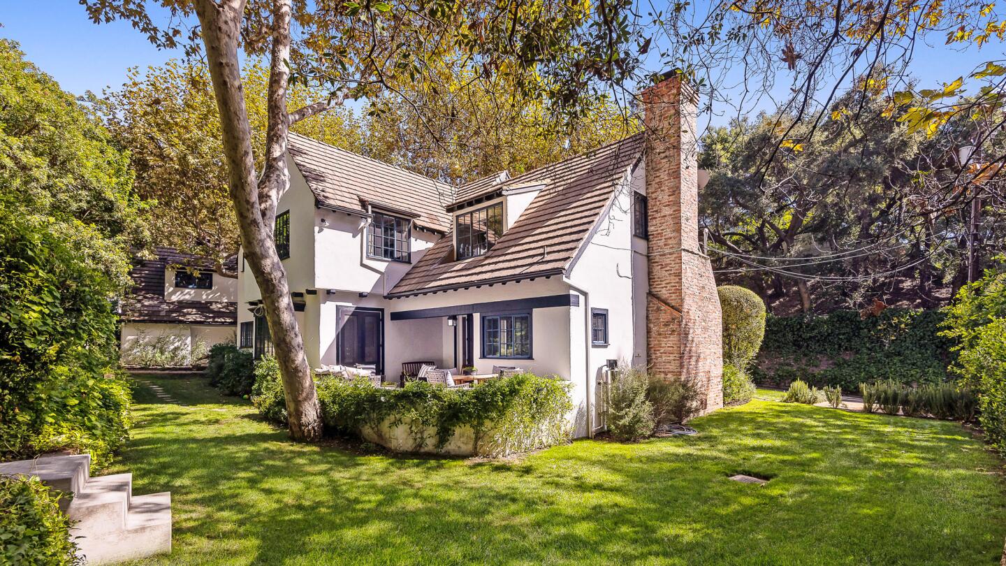 Beck's renovated home in Brentwood | Hot Property