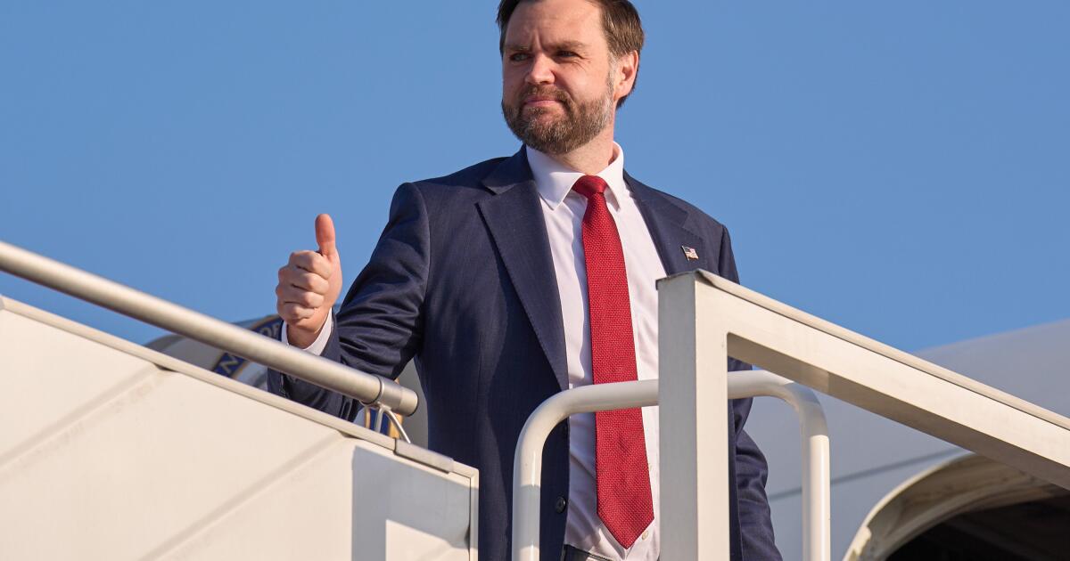 Contributor: In Iran negotiations, the White Home’s army choices are dwindling Contributor: In Iran negotiations, the White Home’s army choices are dwindling