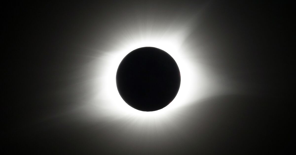 One year before the total solar eclipse in Mexico, the United States and Canada