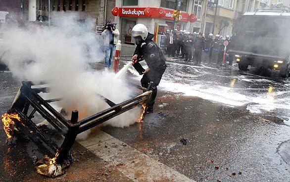 May Day images from around the globe - Turkey