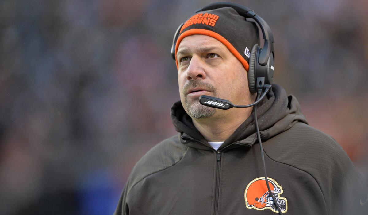 Cleveland Browns head coach Mike Pettine watches on the sideline during the second half against the Pittsburgh Steelers on Sunday.