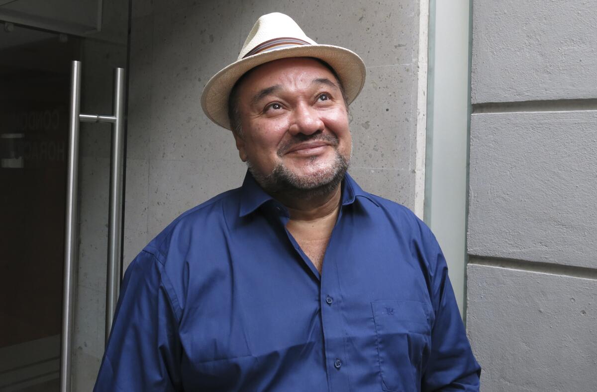 El tenor mexicano Ramón Vargas posa para un retrato en la Ciudad de México 