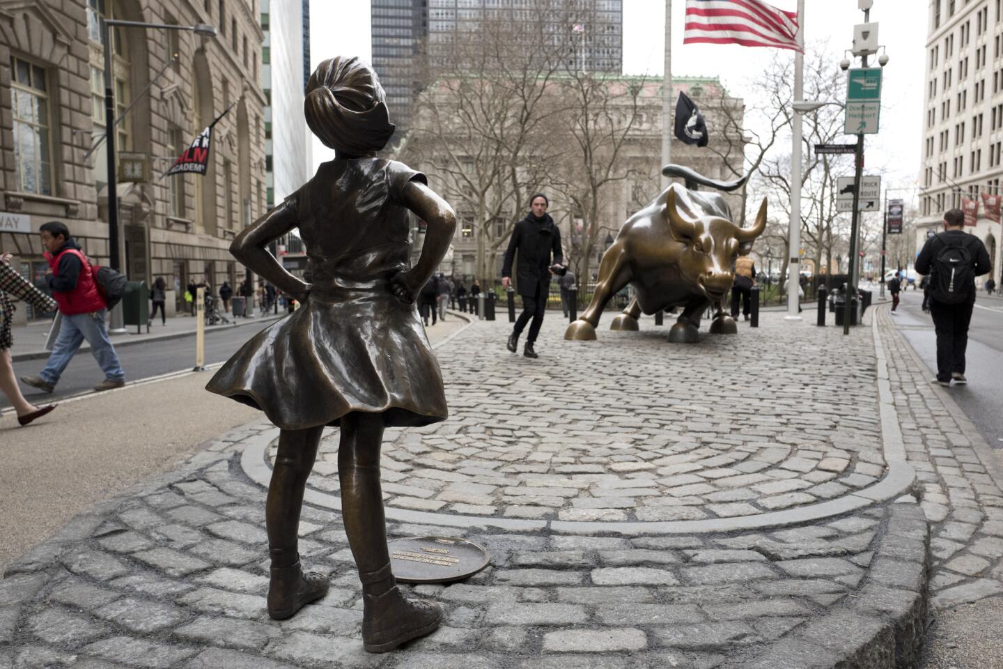 Wall Street statues