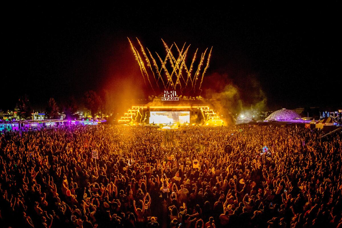 What caused thumping of Inglewood music festival to disrupt so