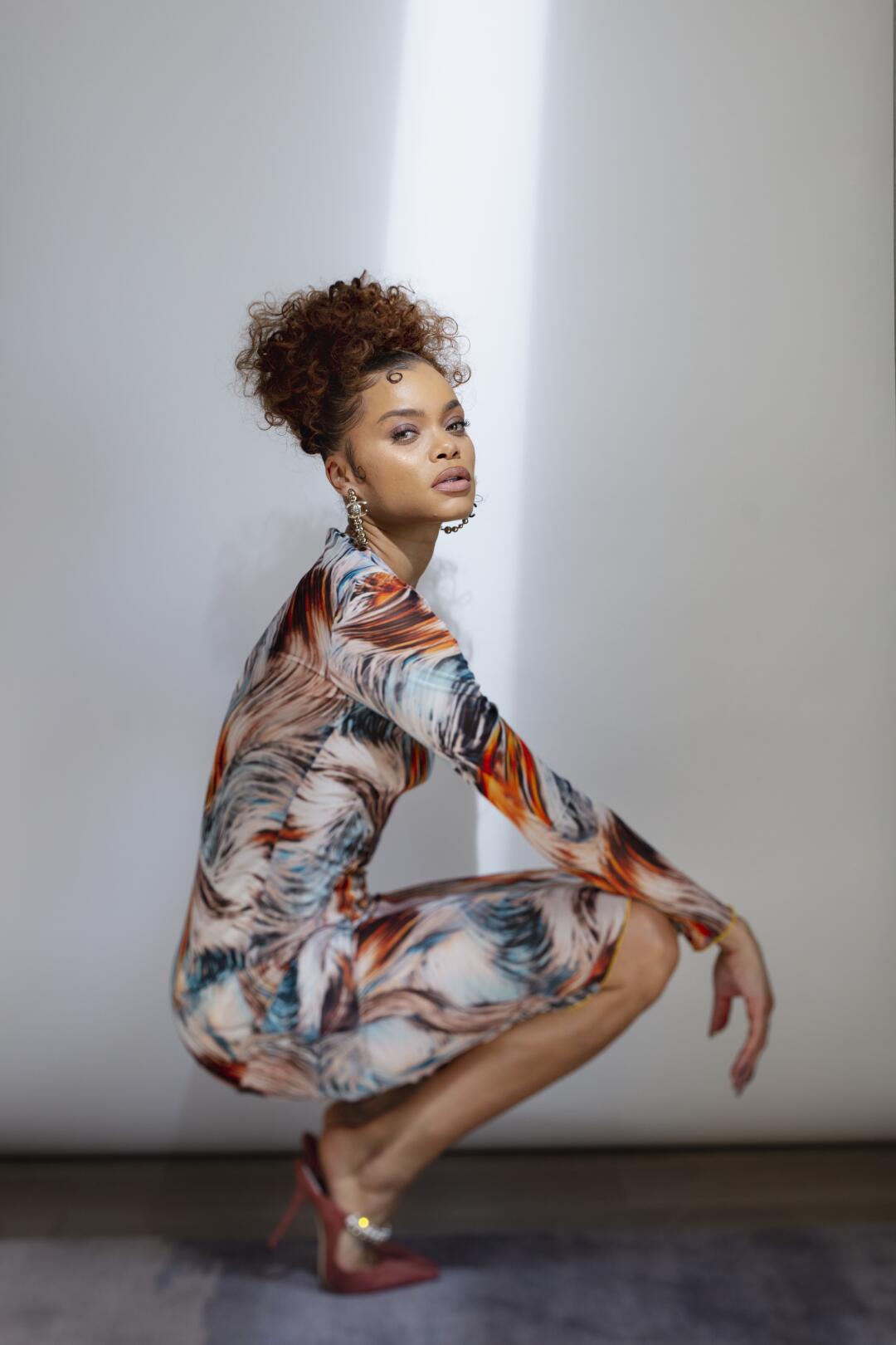 Everything is written on Andra Day's voice in 'The United States vs ...