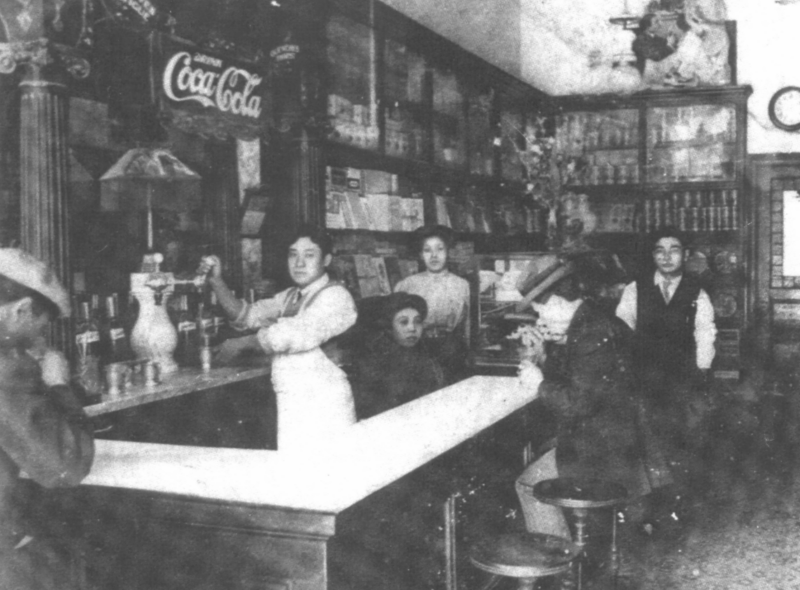 Oldest restaurants in Los Angeles still open for dine-in 3 The counter at Fugetsu-Do in 1904.