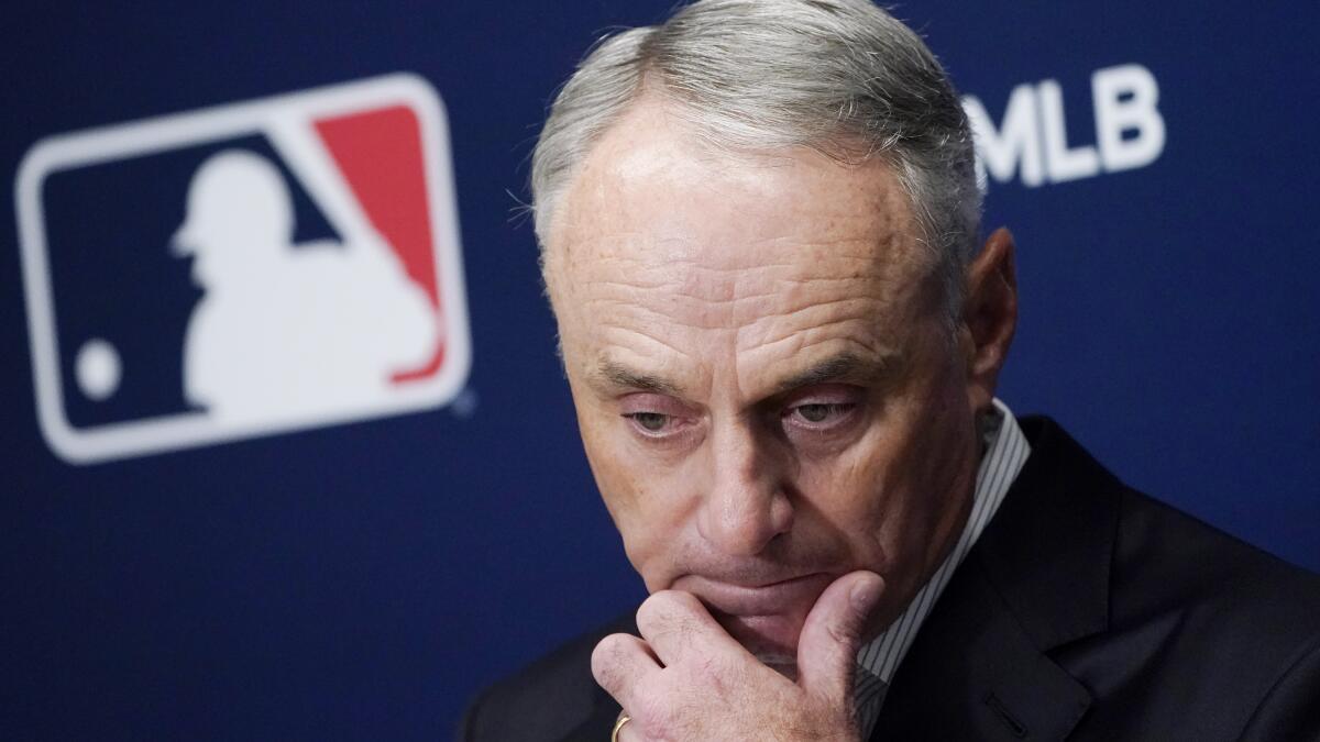 Rob Manfred says granting sign-stealing Astros immunity was 'maybe not my  best decision ever