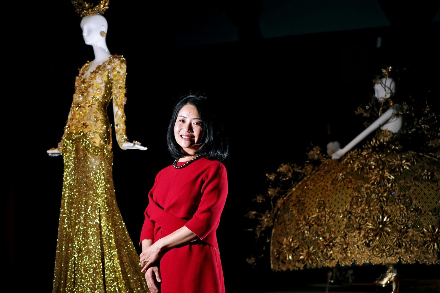 Guo Pei'S Couture Designs Are Inspired By The 'Extravaganza' Of Chinese  Royal History - Los Angeles Times
