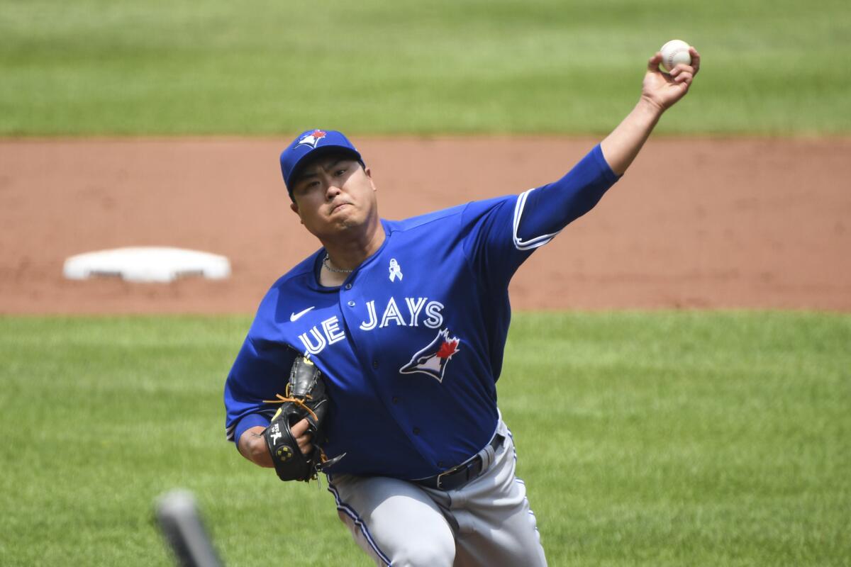 Hyun-jin Ryu's First Career Major League Home Run!