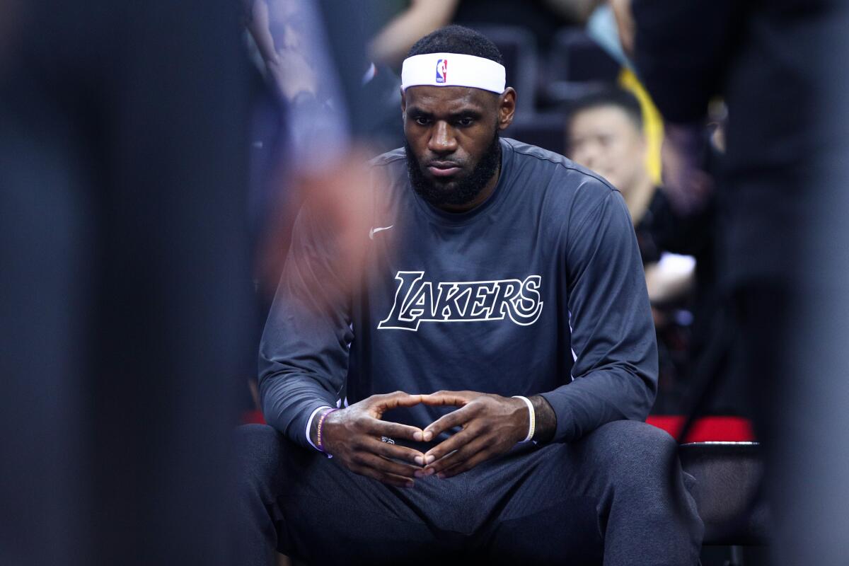 LeBron James Hates the NBA's Sleeved Jerseys So Much He Ripped