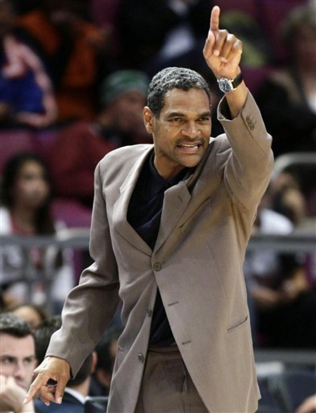 Philadelphia 76ers: Hire Elton Brand as Coach