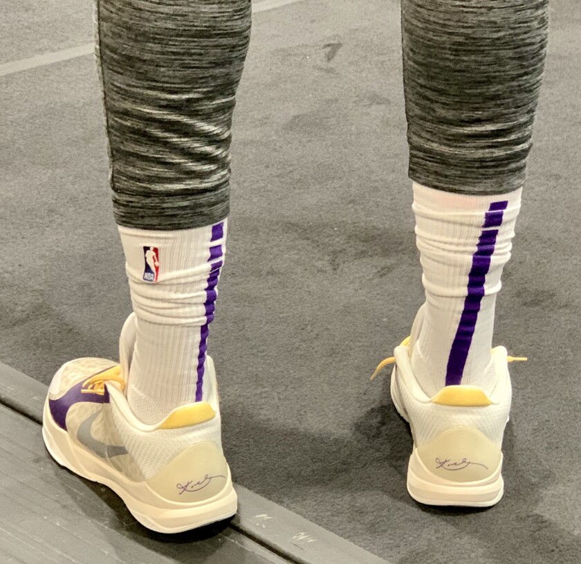 Kobe Bryant's signature shoes keep his memory close to NBA players - Los Angeles Times