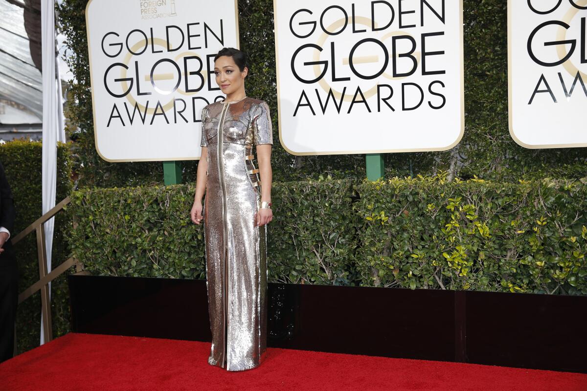 Golden Globes 2017 updates: What 'La La Land's' sweep means for