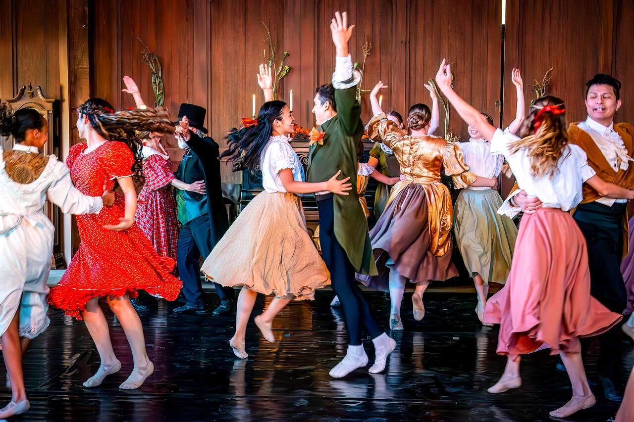 The Little Women Ballet in action.