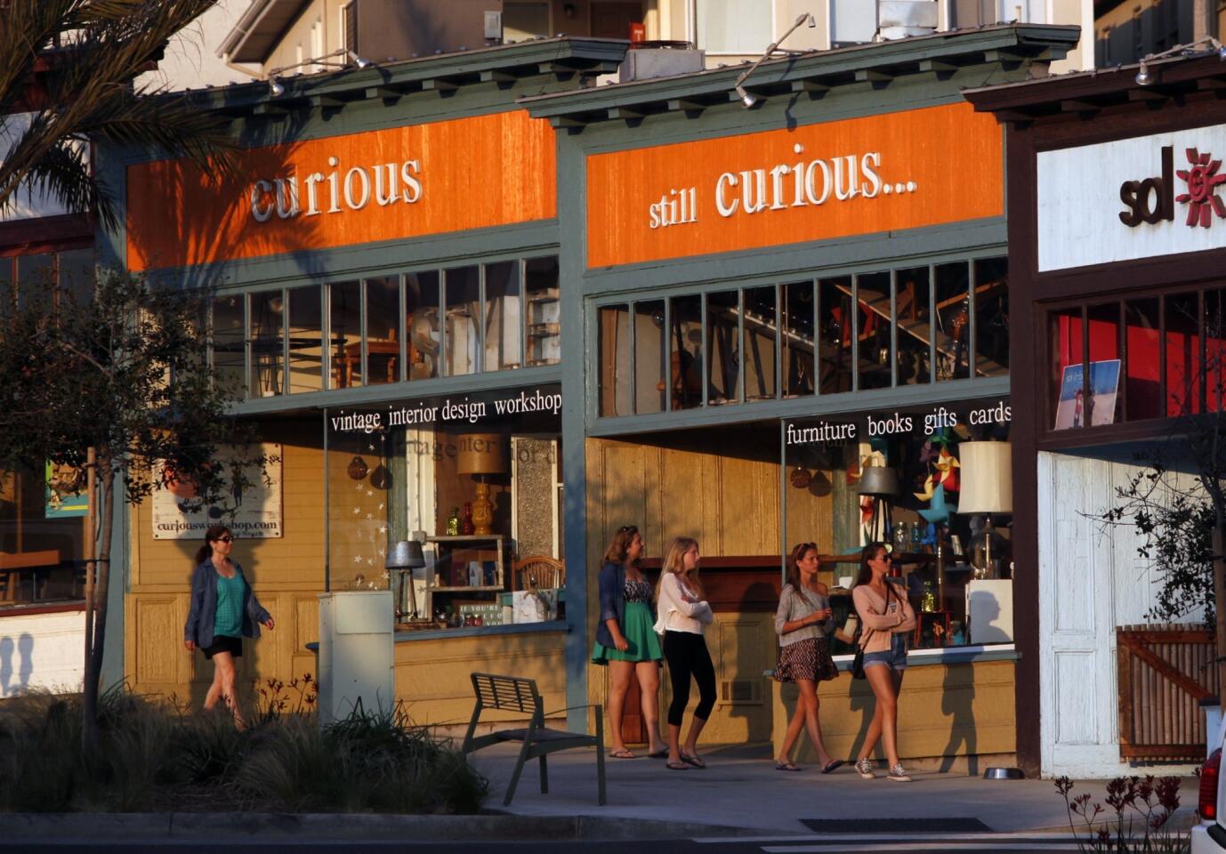 Oil drilling in Hermosa Beach