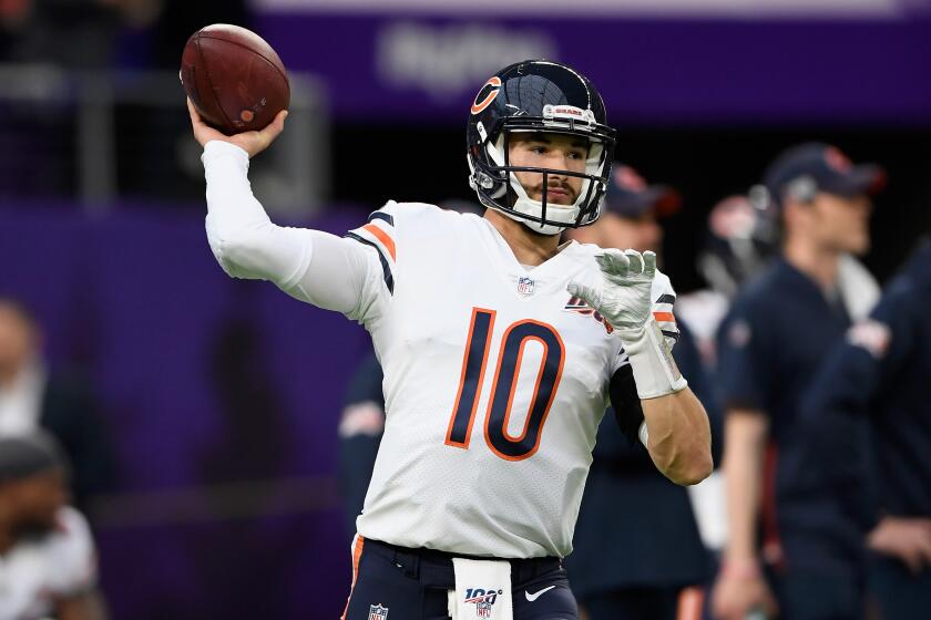 MINNEAPOLIS, MINNESOTA - DECEMBER 29: Mitchell Trubisky #10 of the Chicago Bears warms up before the game against the Minnesota Vikings at U.S. Bank Stadium on December 29, 2019 in Minneapolis, Minnesota. (Photo by Hannah Foslien/Getty Images)