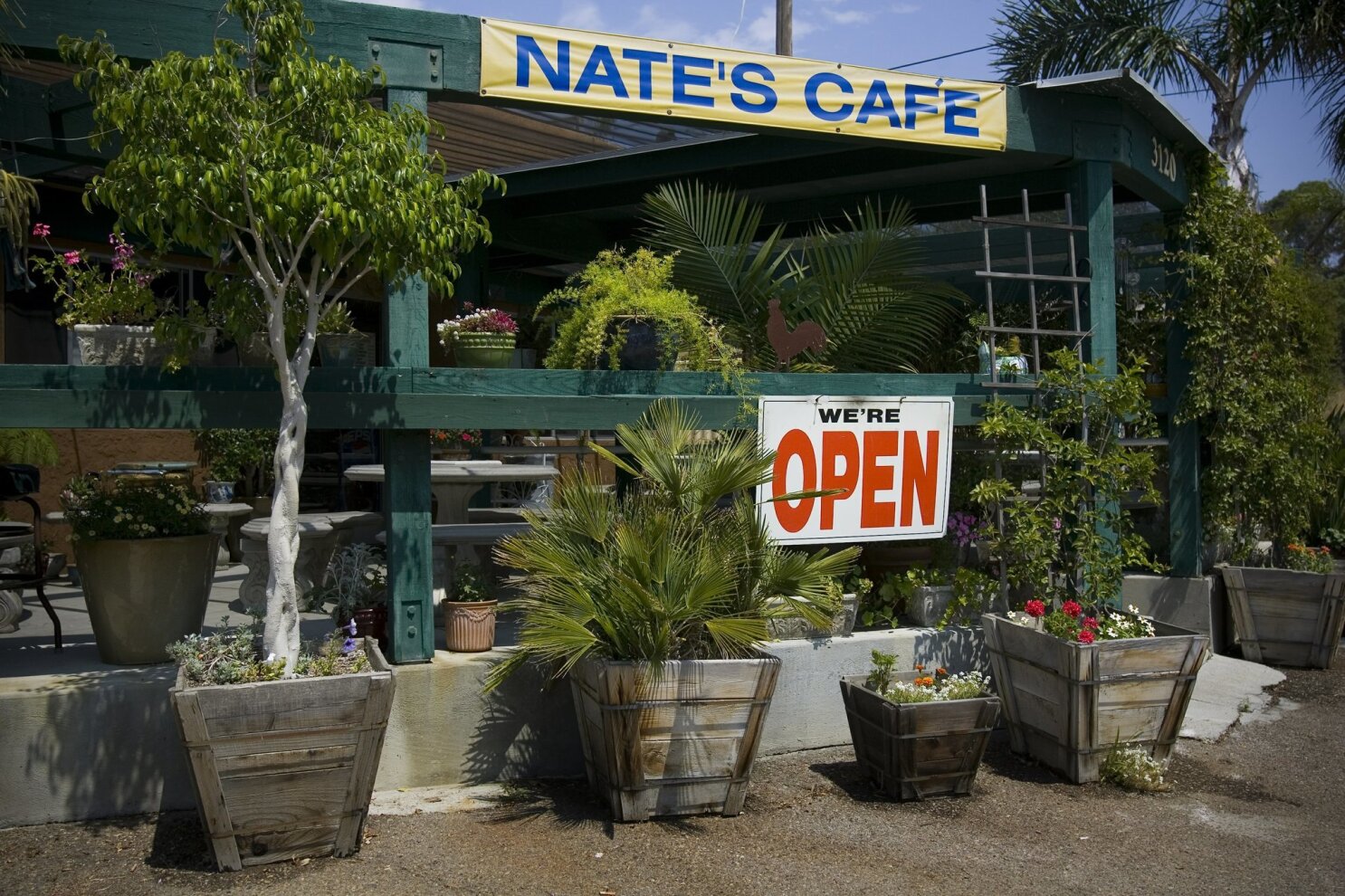 Plants And Pints Draw Fans To Nate S Garden Grill The San Diego
