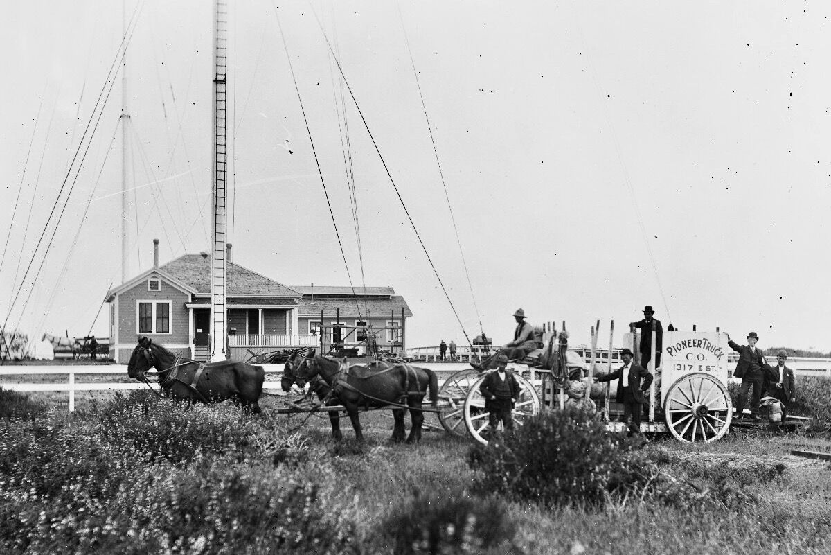 A horse-drawn wagon delivers supplies to the Navy’s new Point Loma wireless telegraph station in 1906.