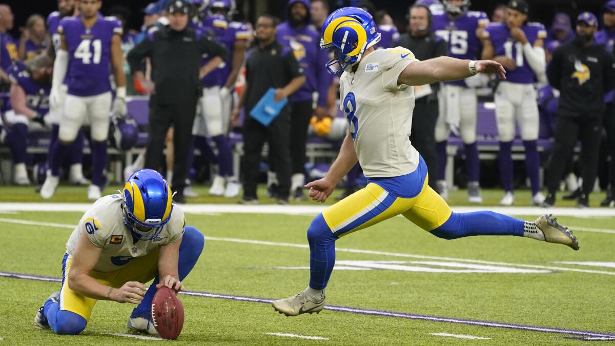 Despite Matthew Stafford's three interceptions, Rams hold off Vikings 30-23  – Twin Cities