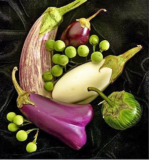 Recipe: Eggplant stuffed with lamb and pine nuts