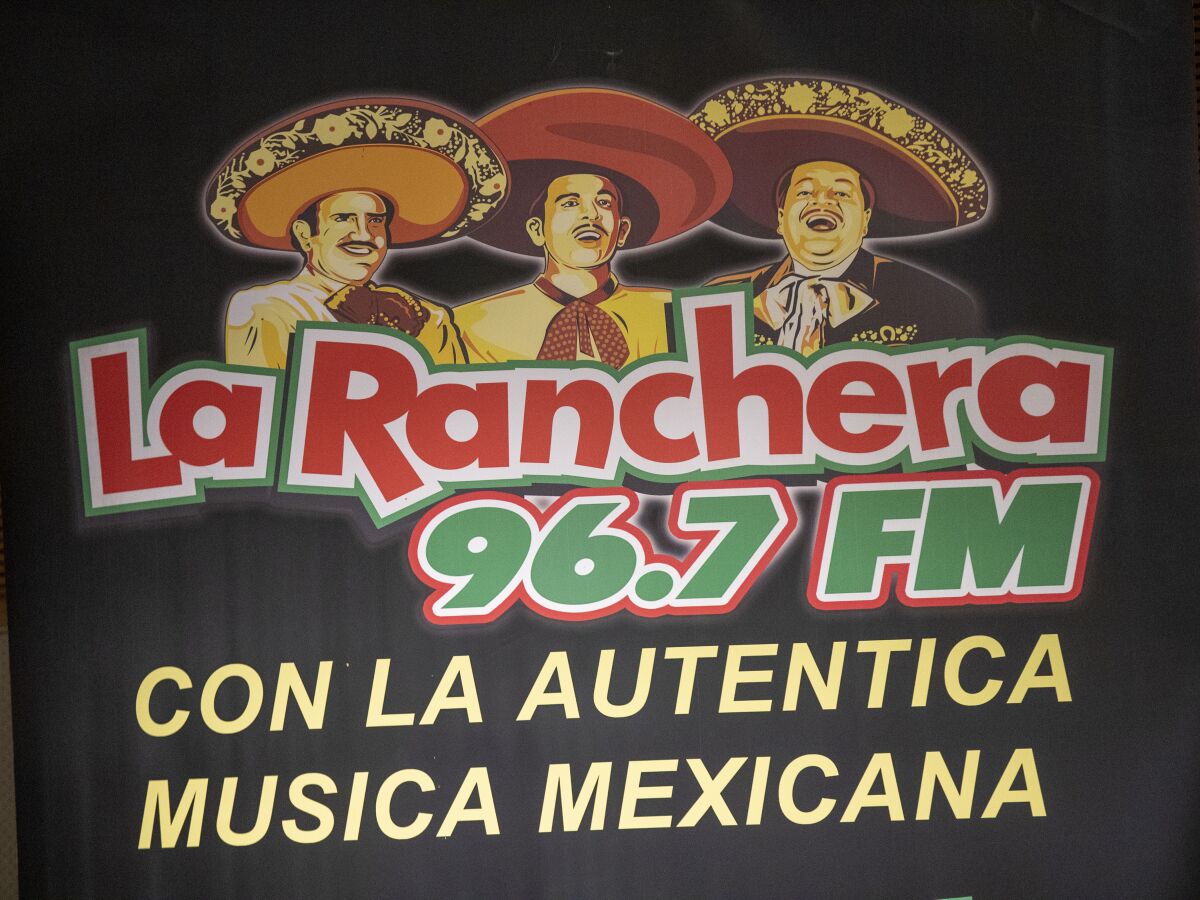 La Ranchera 96.7 FM logo