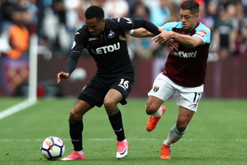 El Manchester City aplastó al West Ham del Chicharito Hernández.