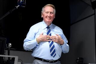 LOS ANGELES, CALIFORNIA SEPTEMBER 20, 2016-Dodgers announcer Vin Scully greets the crowd.