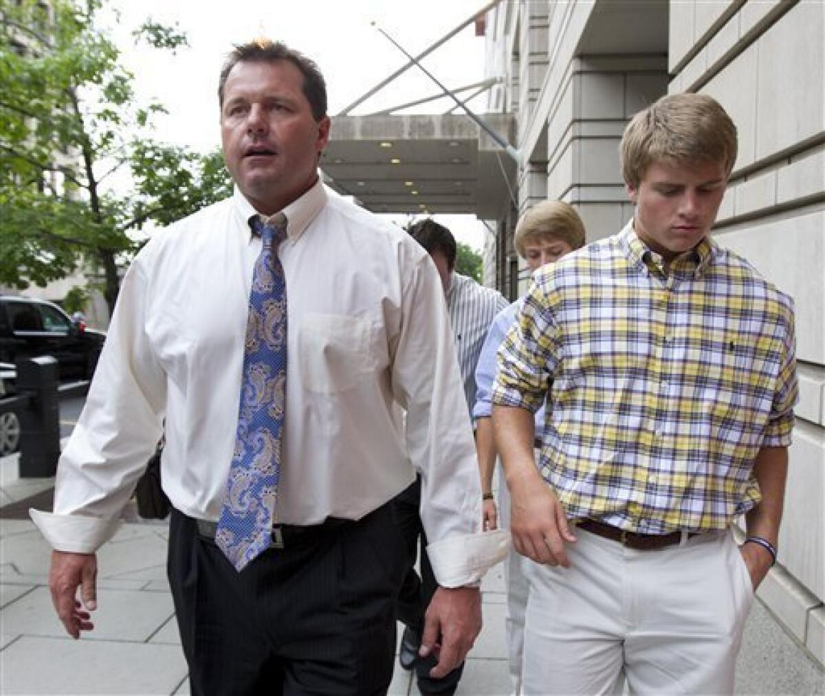 Roger Clemens' lawyer claims steroids evidence manipulated 