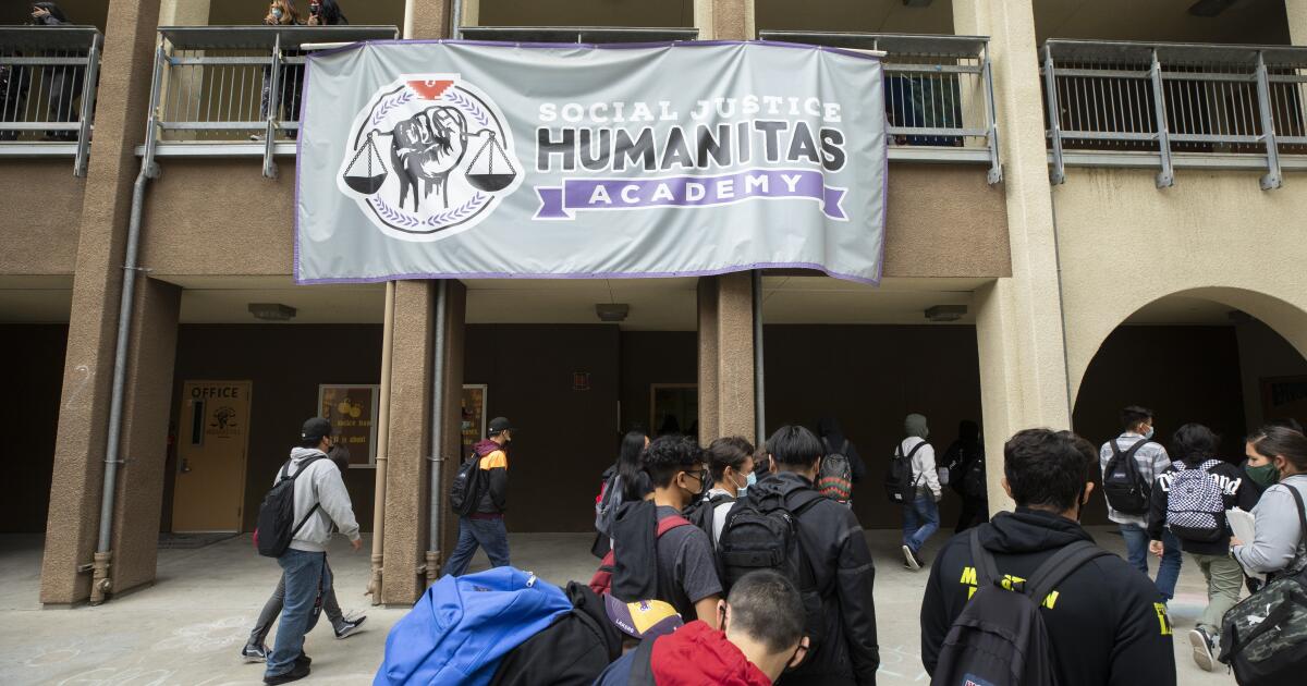 Global pandemic sends Marietta High School student home to Spain