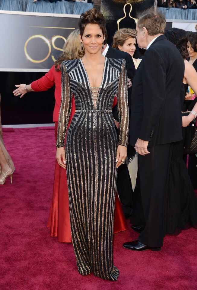 Oscars 2013 arrivals: Halle Berry