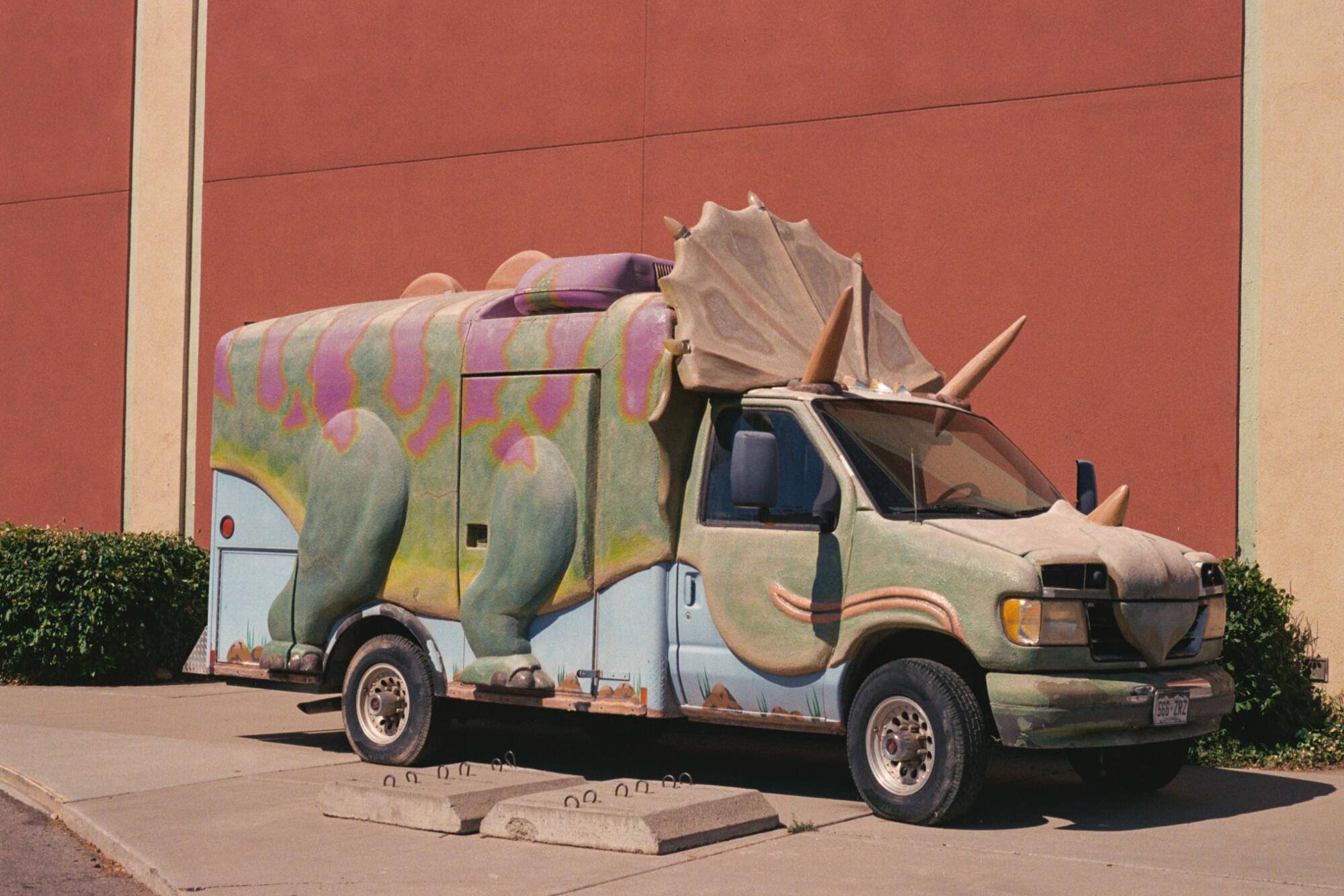 A truck outside of Dinosaur Journey Museum in Fruita, Colo.