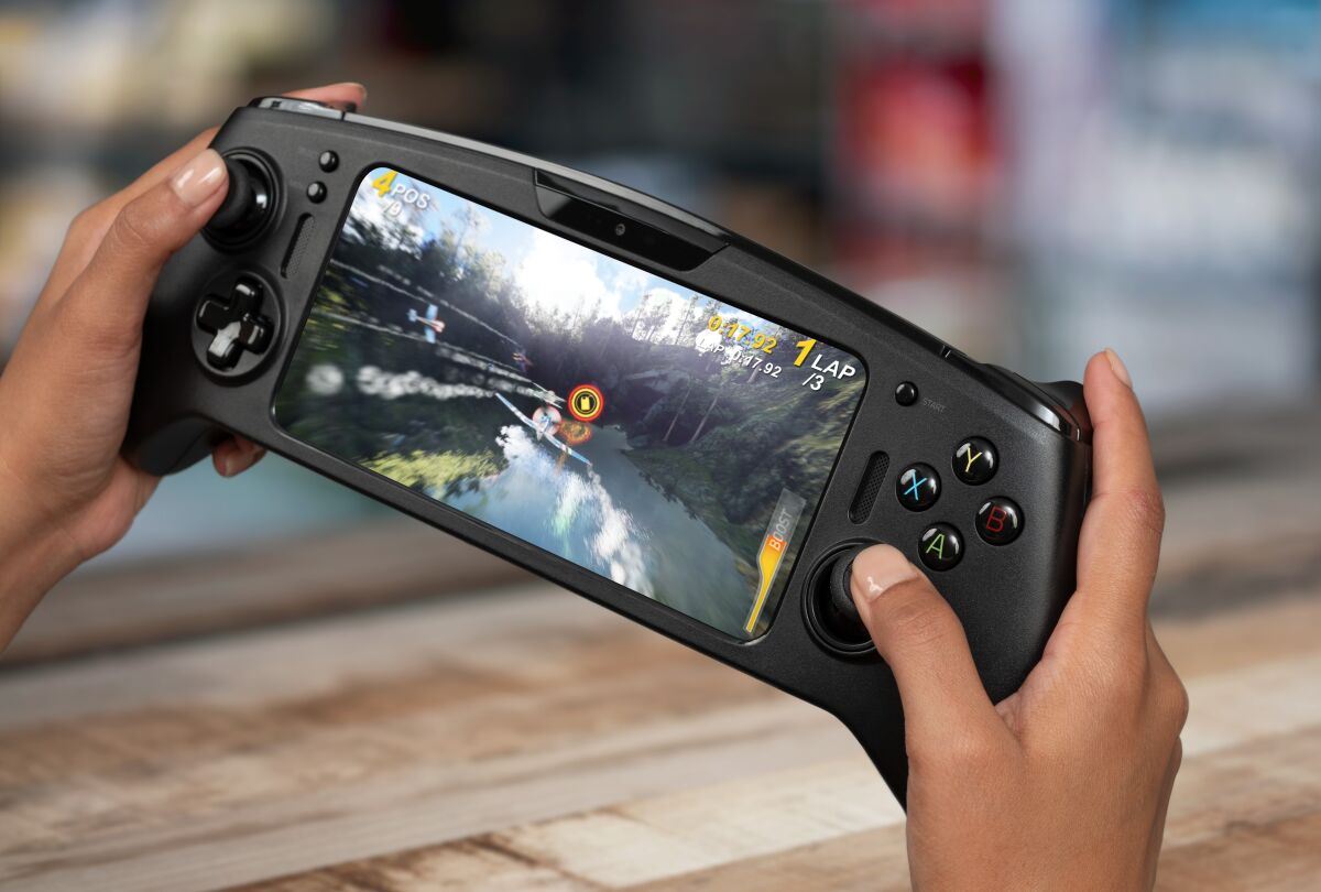 Qualcomm is working with Razer on a handheld gaming device.