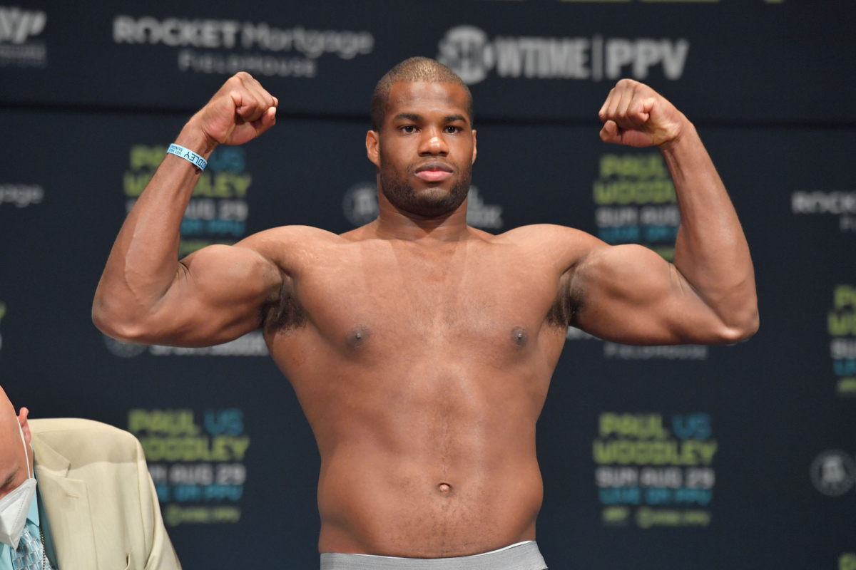 Daniel Dubois poses during his weigh-in at the KeyBank State Theatre in Cleveland on Saturday.