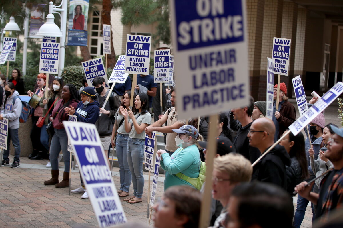 Point Reyes Protest UC strike reaches pivotal time during finals week - Los Angeles Times