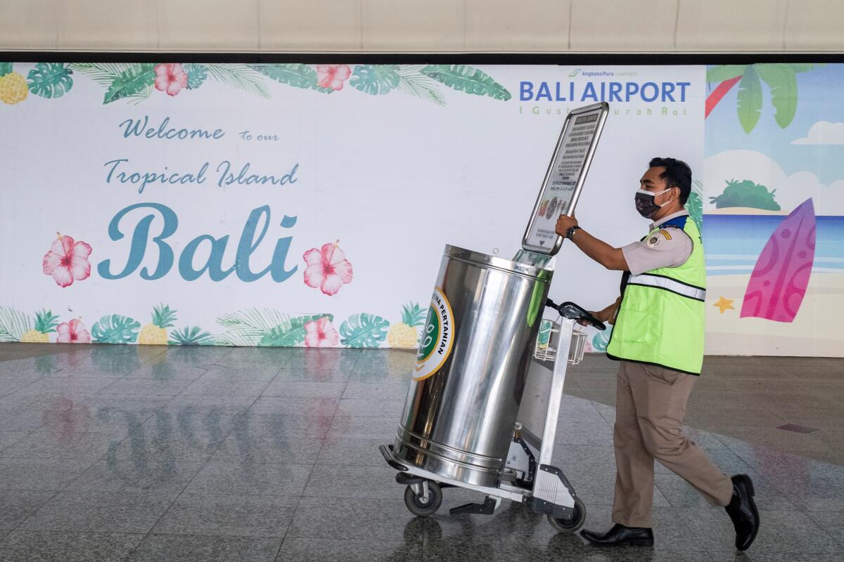 Indonesia abre Bali y Riau al turismo internacional sin tener vuelos directos