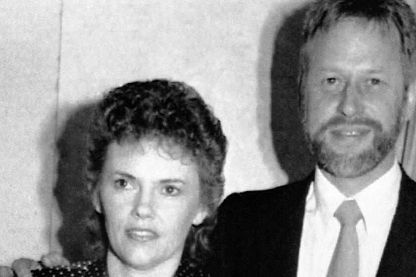 Michael Chamberlain and then-wife Lindy appear in 1990 when Lindy launched her book on the 1980 disappearance of their baby daughter, Azaria.