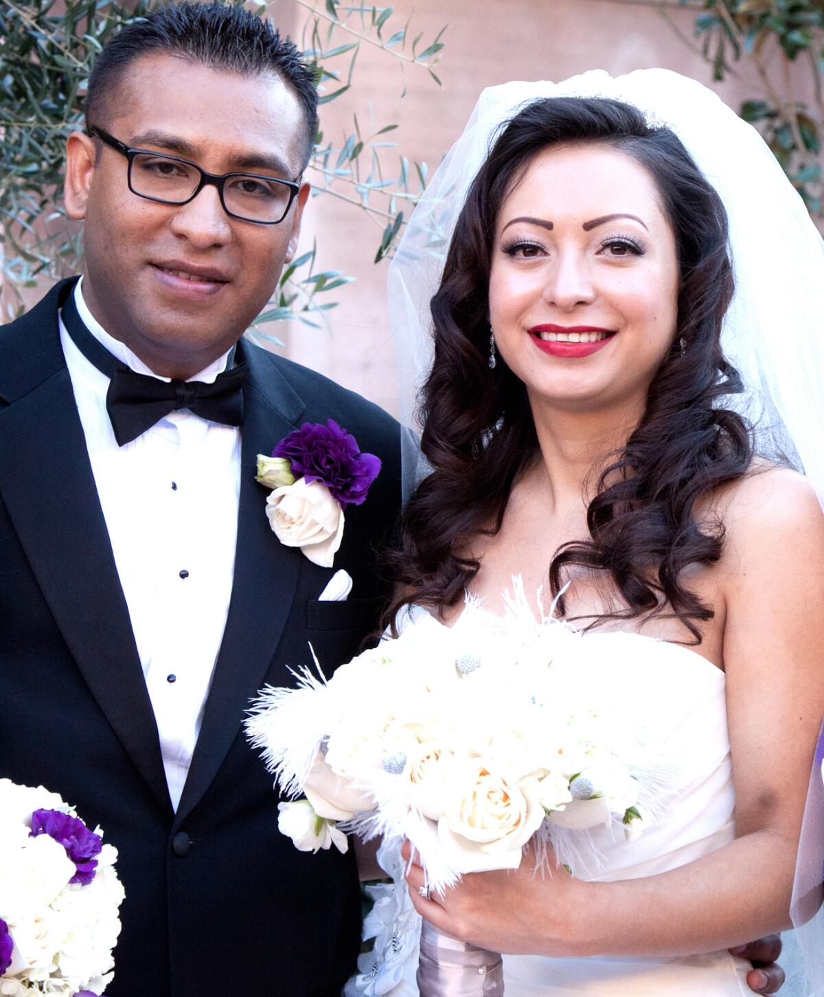 Ana Romero y su esposo, Juan Fernando Romero, el día de su boda.