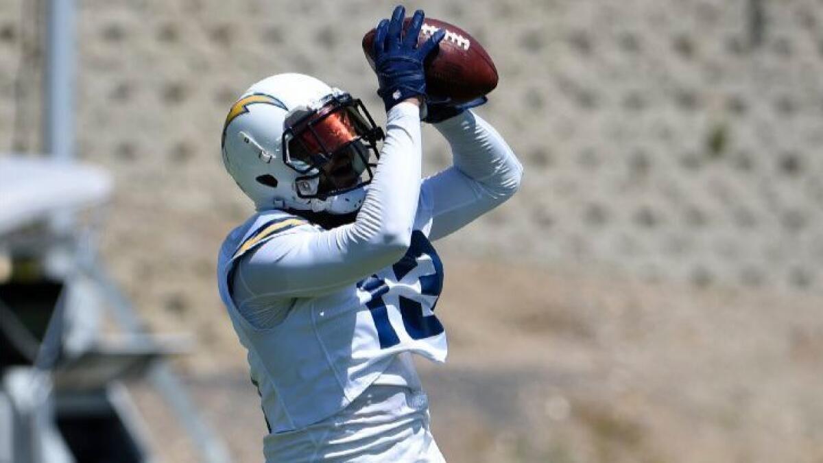 Keenan Allen, other Chargers wideouts outshining DBs — in trash-talk  battles - Los Angeles Times