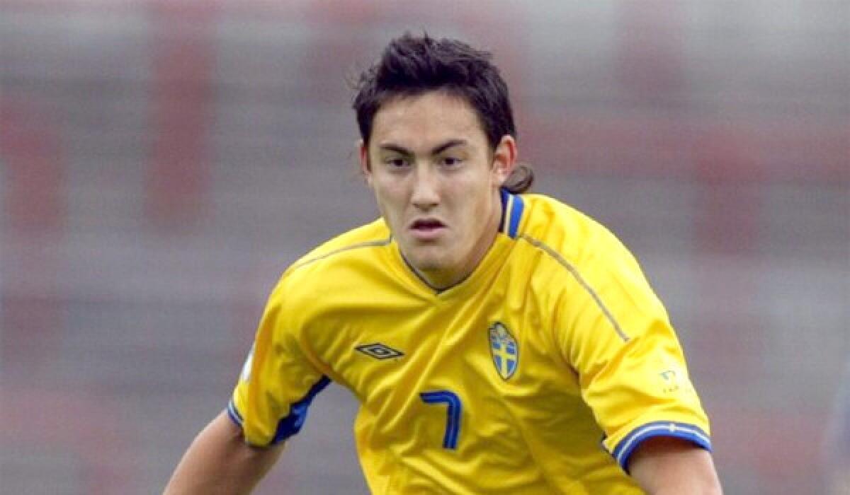 The Galaxy signed midfielder Stefan Ishizaki on Thursday. Ishizaki, 31, has spent the last eight years with Sweden's IF Elfsborg.