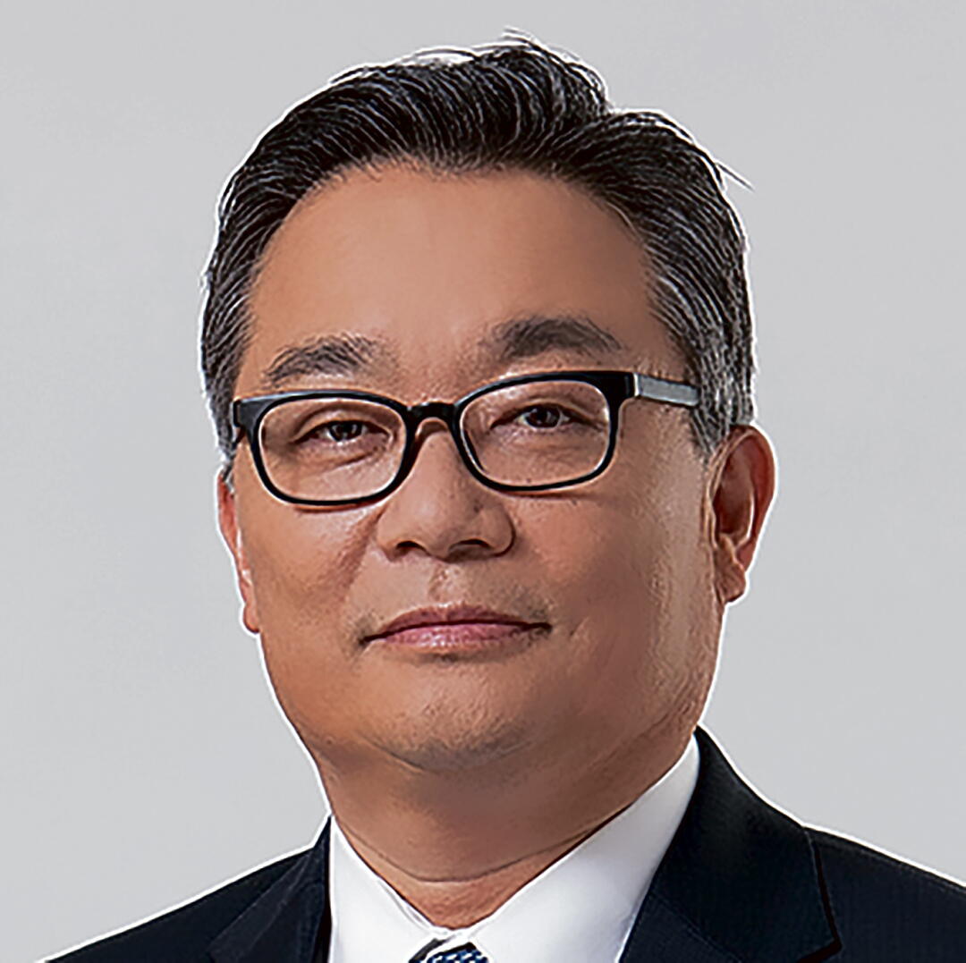 Peter Yang Peter Yang - Banking & Finance Visionary - Los Angeles Times